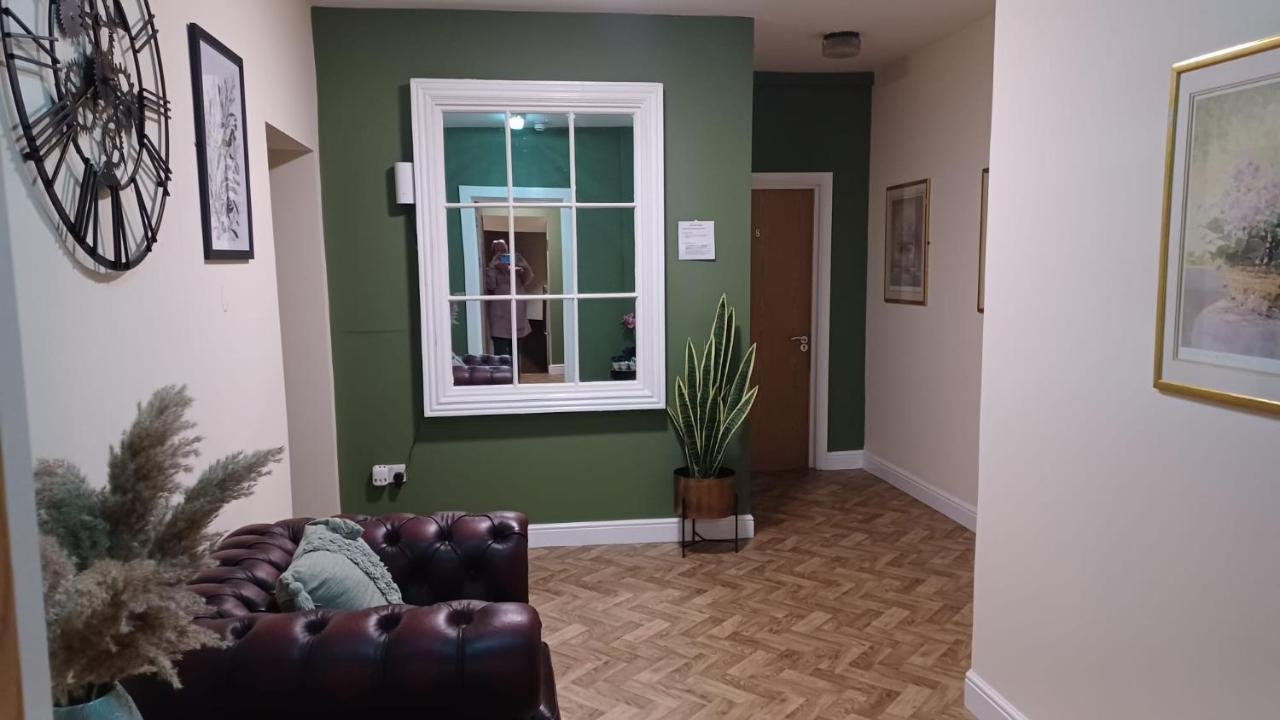 The Renishaw Rooms מראה חיצוני תמונה