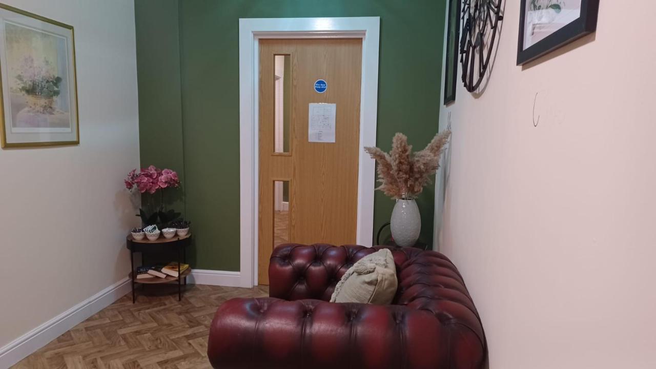 The Renishaw Rooms מראה חיצוני תמונה