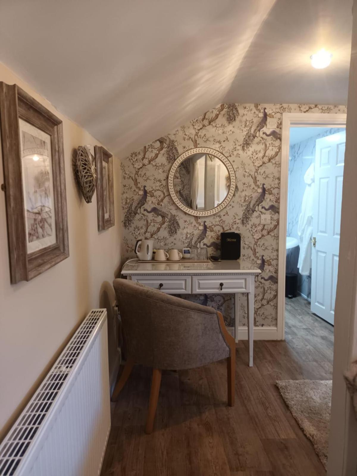 The Renishaw Rooms מראה חיצוני תמונה
